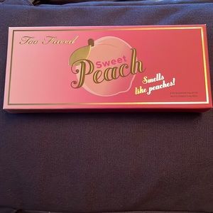 COPY - Too Faced Sweet Peach Palette NWT